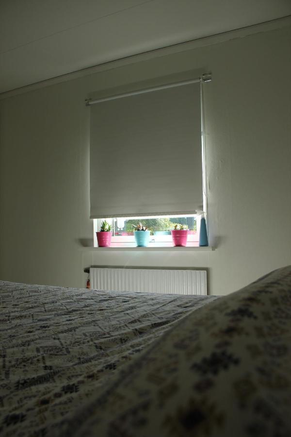 Private Room For Rent In A Villa With Garden View Älmhult Exterior foto
